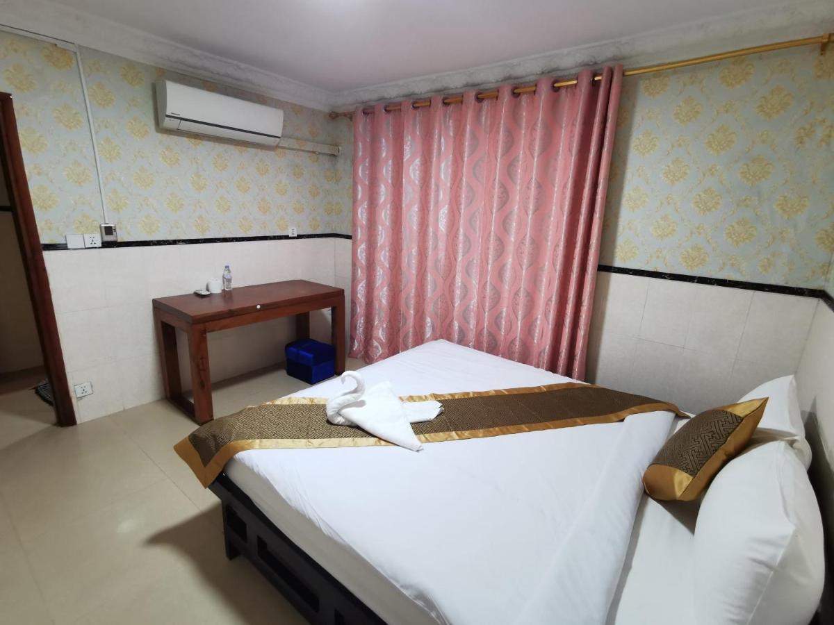 Invito Guesthouse Sihanoukville Extérieur photo
