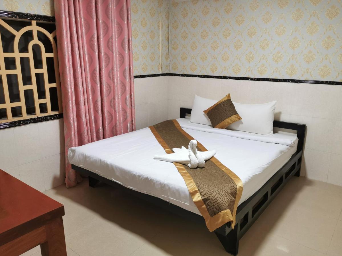 Invito Guesthouse Sihanoukville Extérieur photo