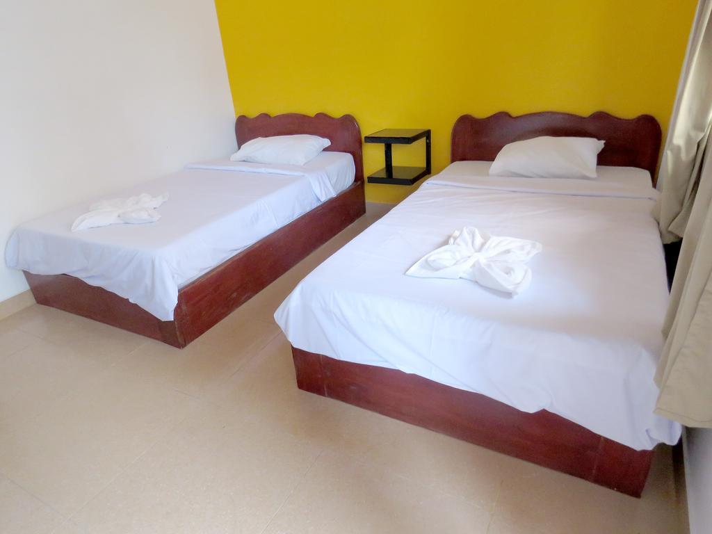 Invito Guesthouse Sihanoukville Extérieur photo