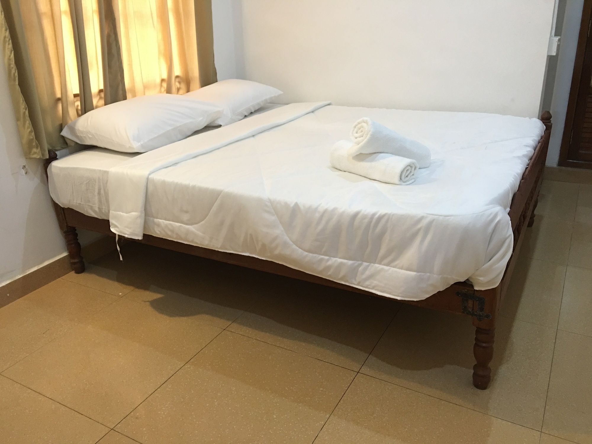 Invito Guesthouse Sihanoukville Extérieur photo